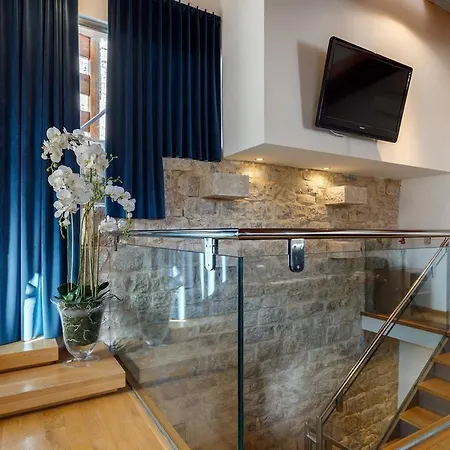 Marta - Stone House In The Center - Gæstehus Split