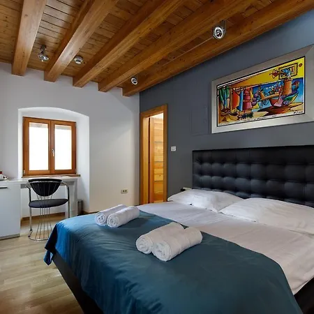 Marta - Stone House In The Center - Gæstehus Split