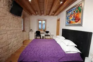 Marta - Stone House In The Center - Gæstehus Split