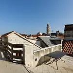 Marta - Stone House In The Center - Affittacamere 4*