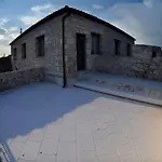 Marta - Stone House In The Center - 4*