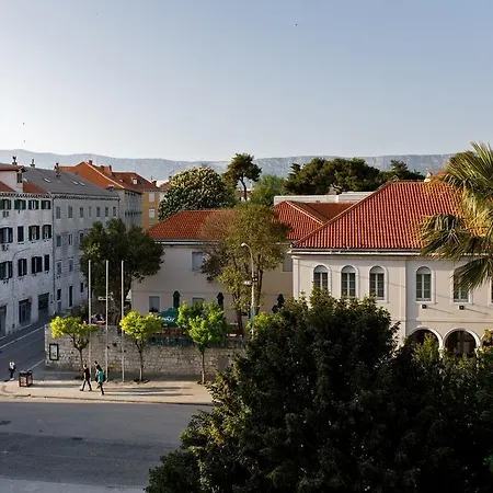 Affittacamere Marta - Stone House In The Center - 4*