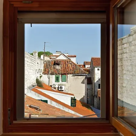 Marta - Stone House In The Center - Affittacamere Spalato