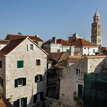 Marta - Stone House In The Center - Gasthof Split