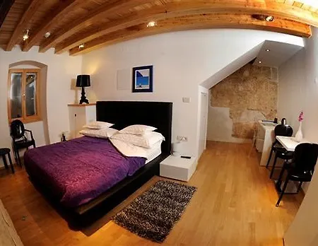 Gasthof Marta - Stone House In The Center - Split