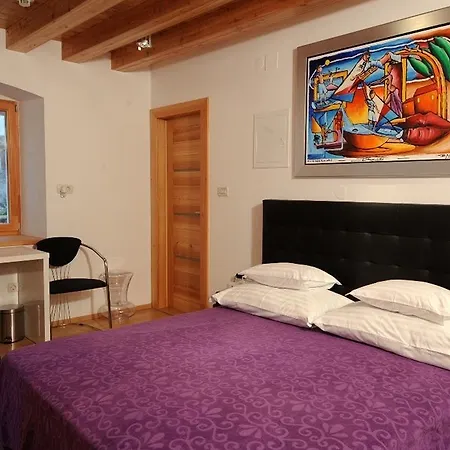 Marta - Stone House In The Center - Гостевой дом Сплит