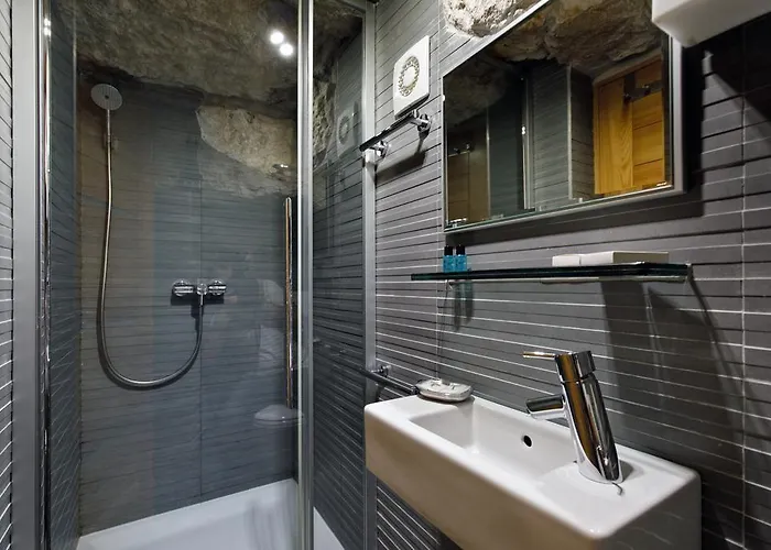 Gasthuis Marta - Stone House In The Center -