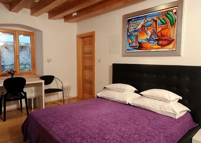 Marta - Stone House In The Center - Gasthuis Split